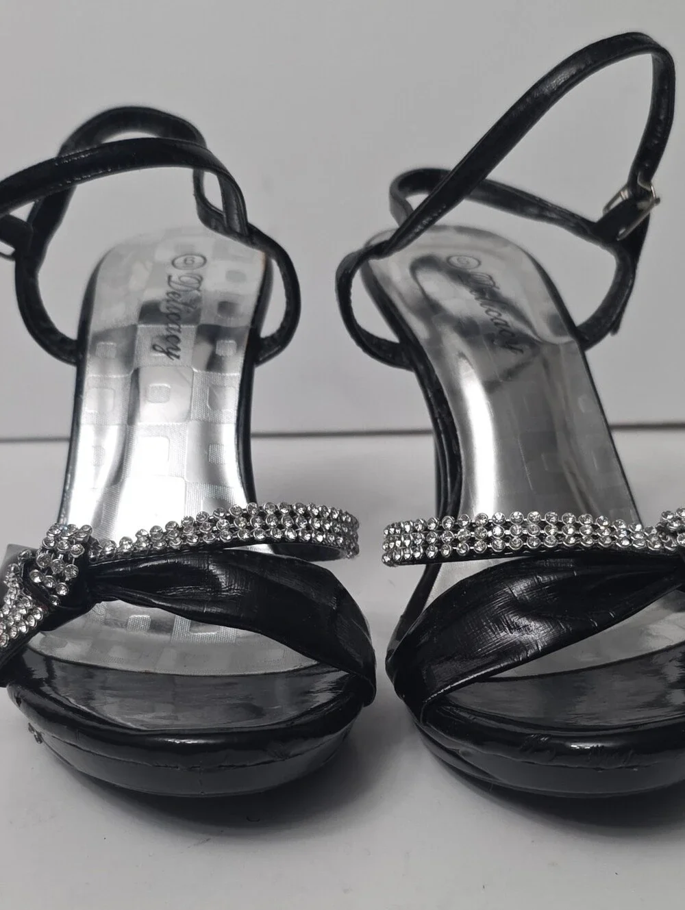 Delicacy Women's Black Patent Leather Rhinestone Strappy Ankle Strap Heels 6